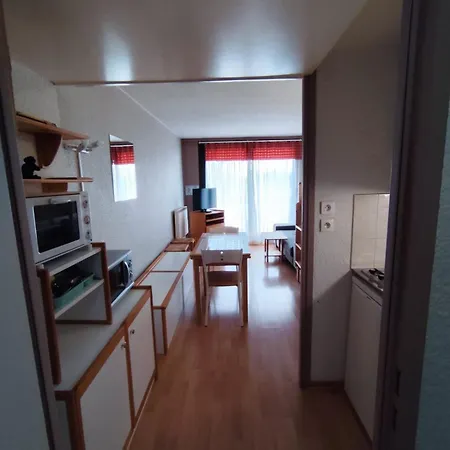 Appartement Pour 4 Personnes Villarembert Exterior photo