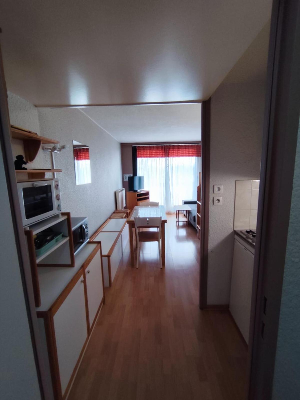 Pour 4 Personnes Apartment *